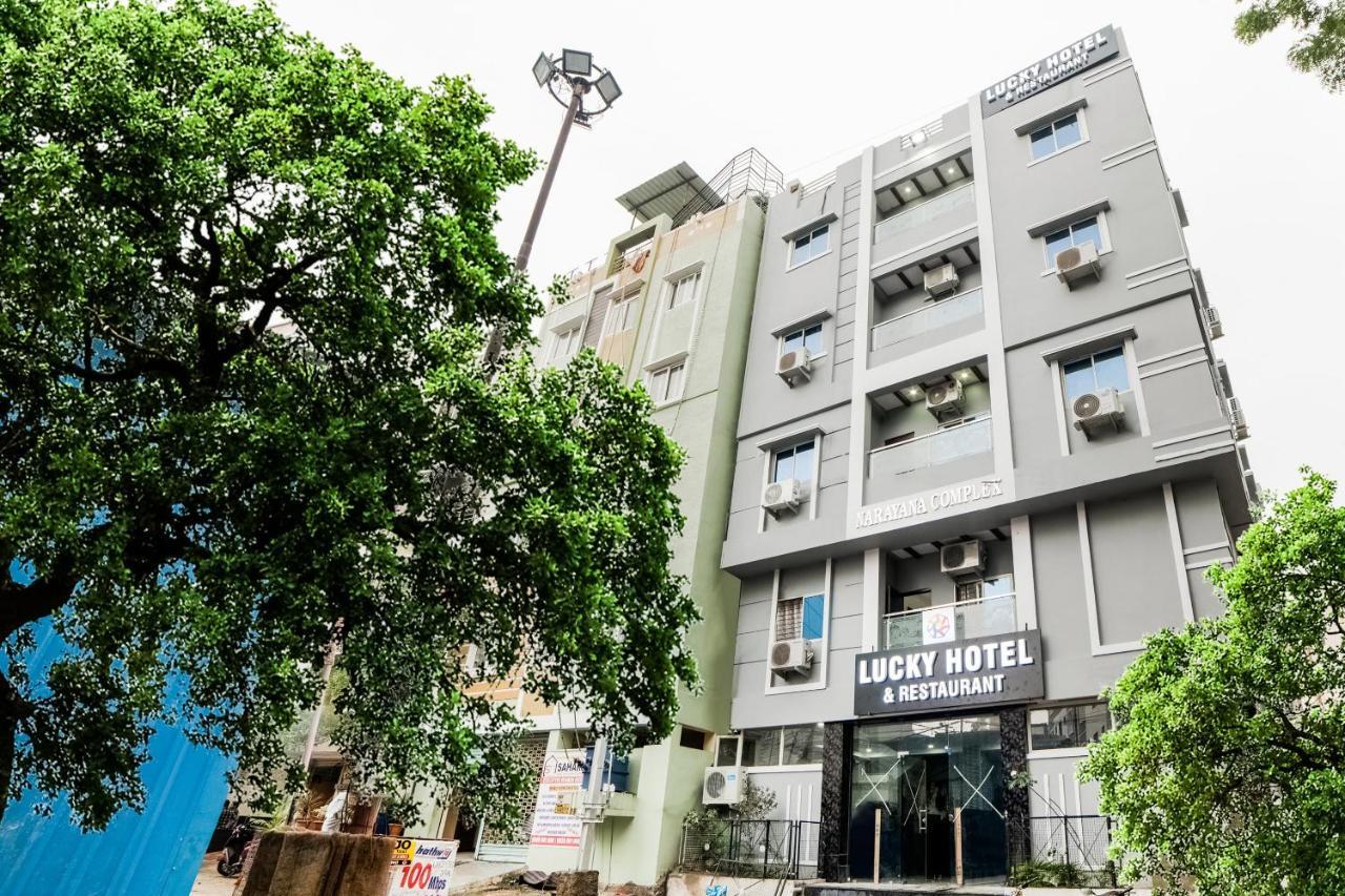 Super Hotel O Lucky Hotels Gachibowli Haiderabad Buitenkant foto