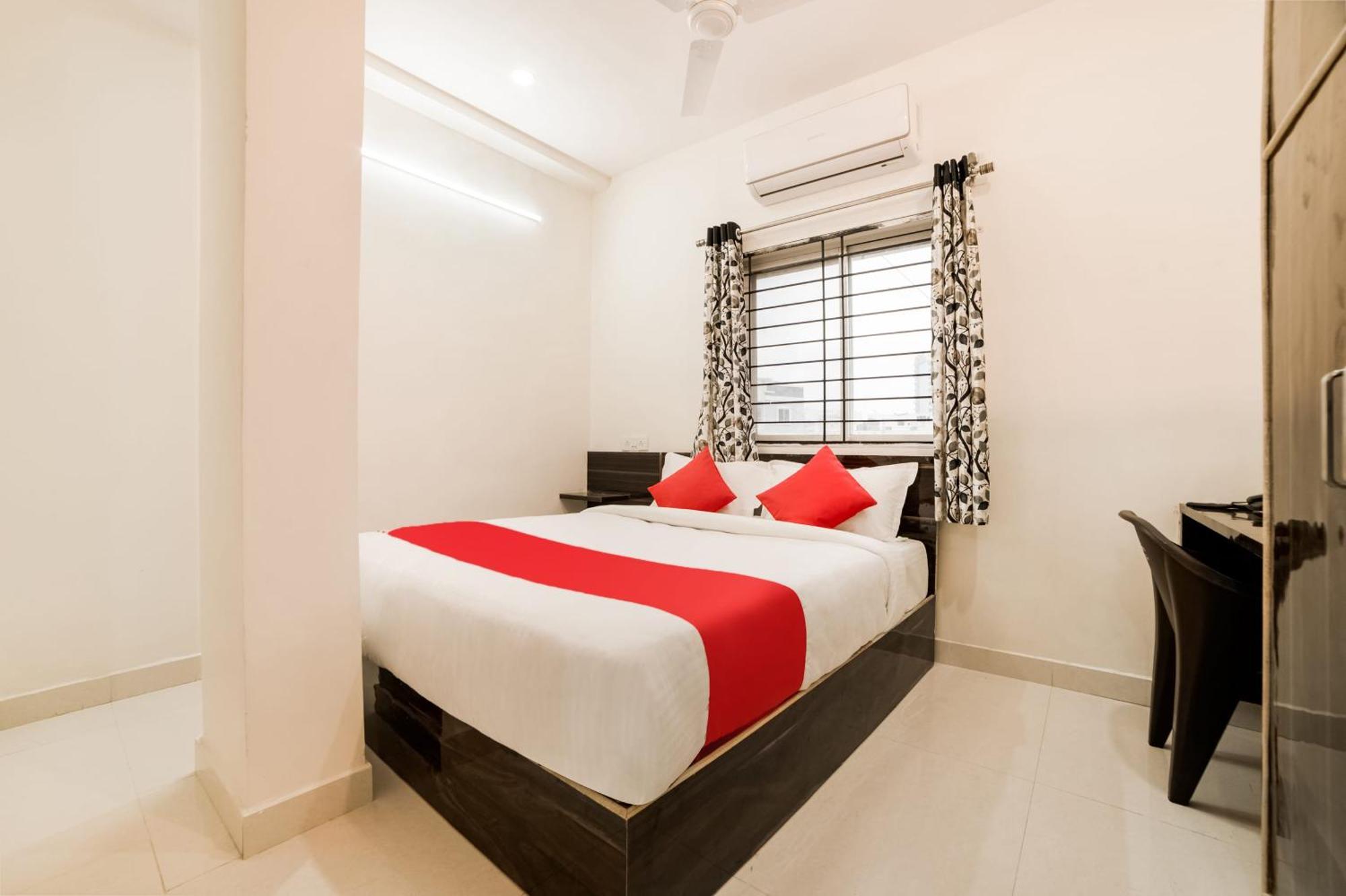 Super Hotel O Lucky Hotels Gachibowli Haiderabad Buitenkant foto